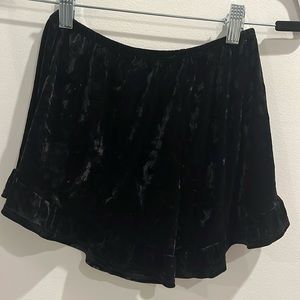 Velvet shorts